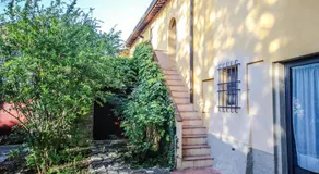 Luiano Winery Houses in Chianti - Image 3
