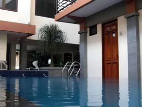 Fontana Residencia Guest House - Image 5
