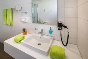 Hotel Jardin Bern - Image 3