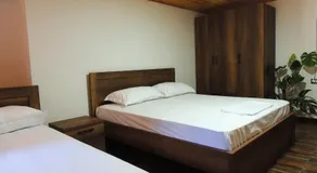 Guest Parents House - Image 2