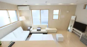 LN05 New Home in Sannomiya with Own Car Park - Image 2