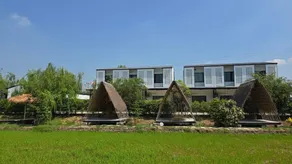 Penguin Villa Resort & Bistro - Image 5