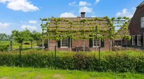 Beautiful new group home with panoramic views - Image 3