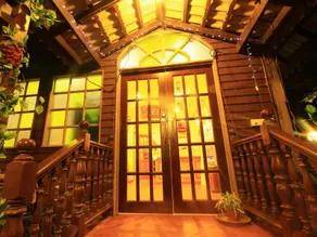 Six Villa Inn - Image 5