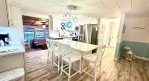 Cabin by the Sea - Waterfront Direct Gulf Access- Pontoon Boat Rental On Site or Bring Your Boat- Paddlecraft included - Image 3