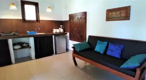 Lilly House - Image 2