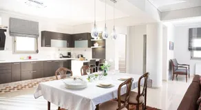 Erdilna Villa - Image 3