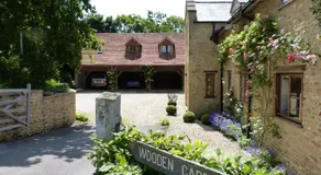 Wooden Cabbage Barn - Image 5