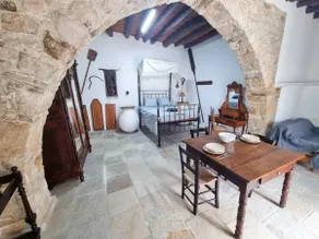 Hermes Pool Apartment - Image 5