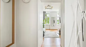 Cozy, generous City Apartment - 10 min to city-centre - Contactless 24h Check-In - Image 4