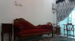 Villa Fairuz Hana Islamic Stay - Image 4