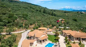 Villa La Isla with Private Pool - Image 2