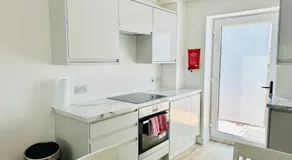 Cosy 2 Bedroom Flat in South London - Image 3