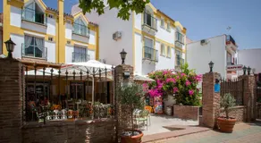 Hostal Sango Sierra de las Nieves - Image 2