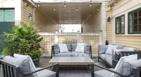 Cambridge, Prentiss House - Deluxe King | Rm 06 - Image 4