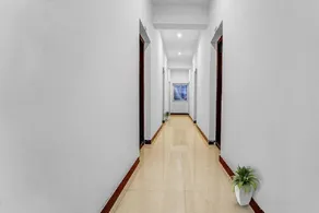 Hotel O Crown Tower - Image 4