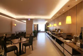 Home Inn Plus Tianjin Wudadao Scenic Area Xiaobailou Metro Station - Image 5