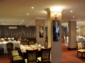 Emakhosini Hotel On East - Image 4