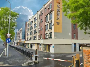 Home Inn Ji'nan High-tech Zone Olympic Center Branch - Image 2