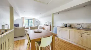 Pyes Granary - Image 3