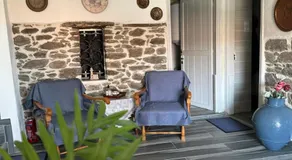 Old Town Traditional Residence - Image 3