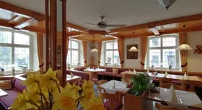 Hotel & Restaurant Zum Schwanen - Image 2