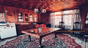 Houseboat Ambassador - Image 4