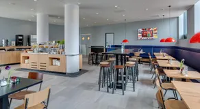 MEININGER Hotel Amsterdam Amstel - Image 3