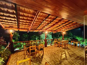 Hotel Driftwood with Swimming Pool - Image 5