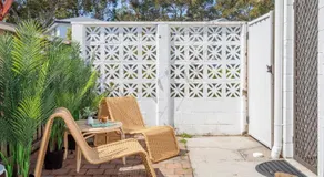Palm Springs Oasis in Bateau Bay - Image 4