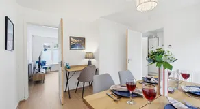 Spacious, Comfy, 3 Bed House - Free Parking - Quiet Area - Near Solihull, NEC, Airport - Image 5