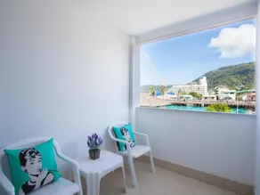 Nouveau Guesthouse - Image 2