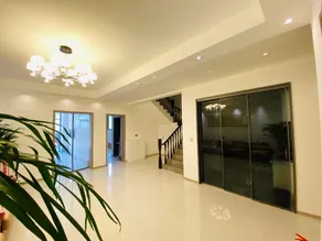 Wenchen Hotel - Image 4