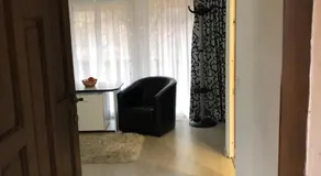Toni Room - Image 3
