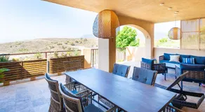 Newly Renovated Apartment with Amazing View - Image 5