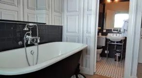 Pembroke Townhouse - Image 3
