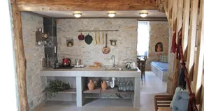 Laini Guest Houses - Image 2