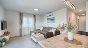 Mateas Seaview Patio - Image 5