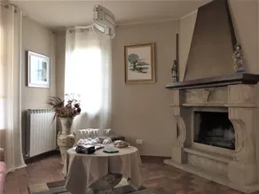 Scenic Villa in Cortona with Private Swimming Pool - Image 3