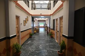 Hotel Sai Yatri - Image 5