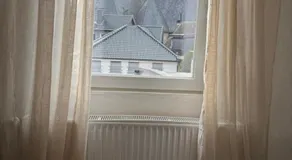 Dachgeschosswohnung mit Klimaanlage in bester Lage - Image 2