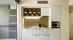 7306 Short Stroll to Hastings Street - Image 4