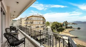 Bright Central Apartment with Splendid sea view! - Image 5