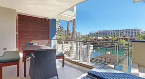 Waterfront Stays - Image 4