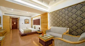 Hotel Saffron Leaf - Image 5