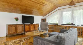 Przytulne Apartamenty w Klimatycznym Domu nad Białką w Otoczeniu Górskich Krajobrazów by Noclegi Renters - Image 2