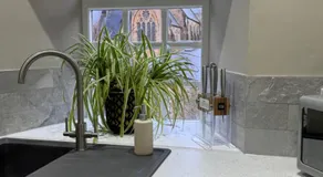 1 Gilmore Close - Image 4