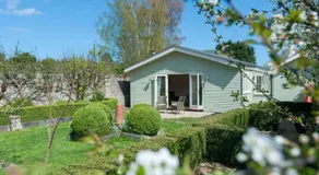 Hubbard's Luxury Bed and Breakfast - Image 3