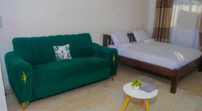 Classic Studio Bamburi - Image 2