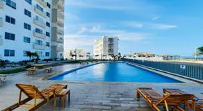 Vista al Mar - Parqueo - Piscina - Salida al Mar - Image 3